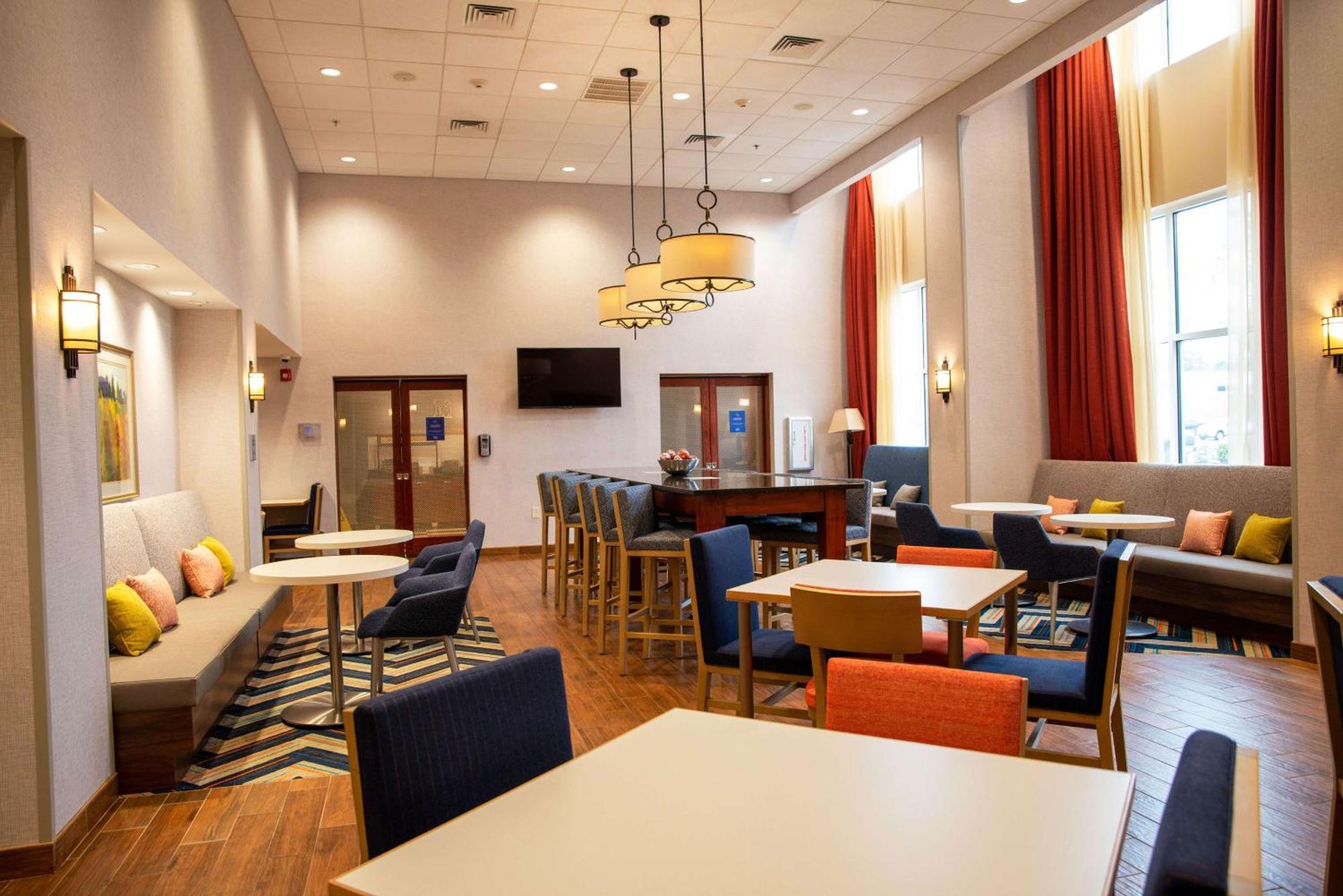 Hampton Inn & Suites Джексонвилл Экстерьер фото