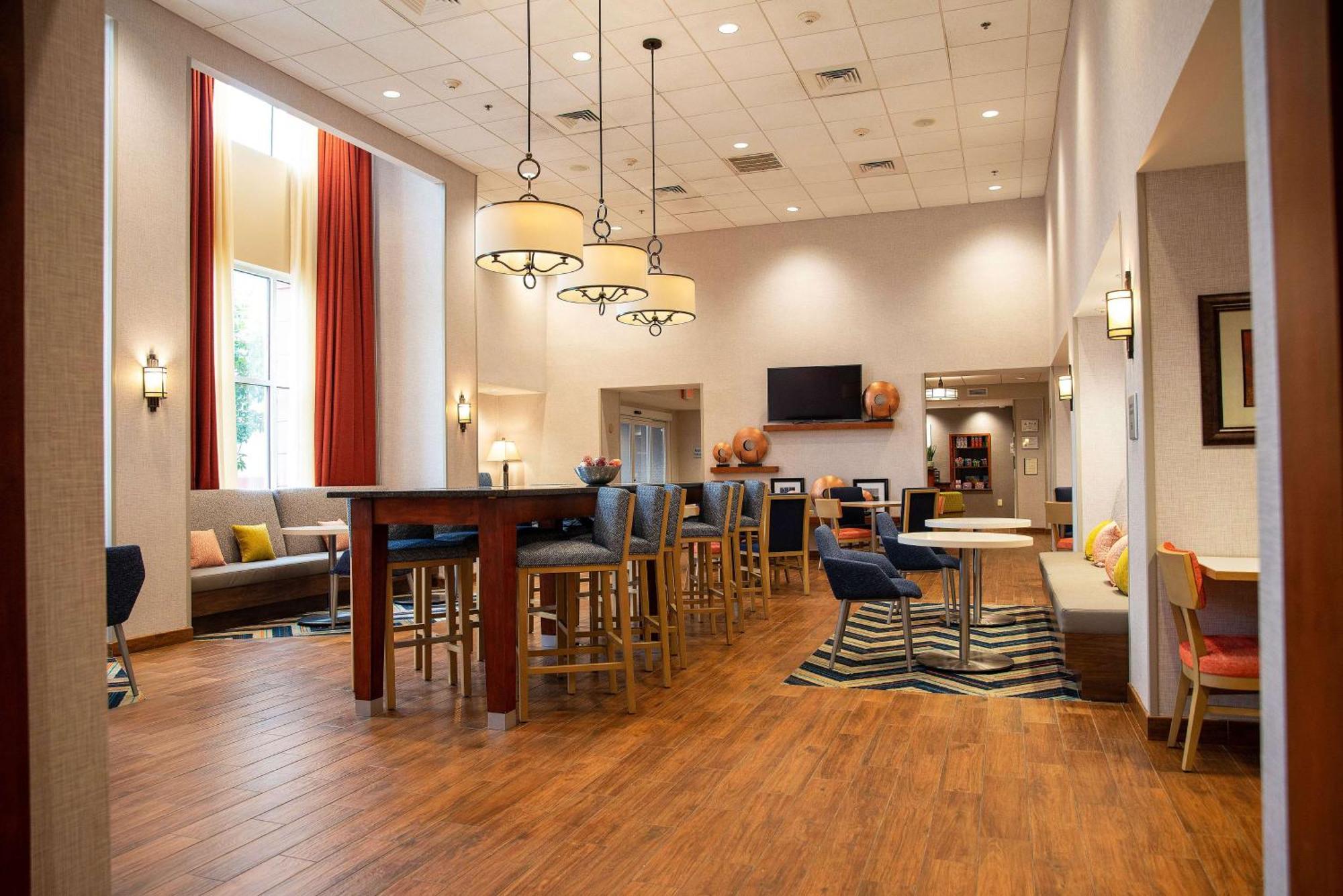 Hampton Inn & Suites Джексонвилл Экстерьер фото
